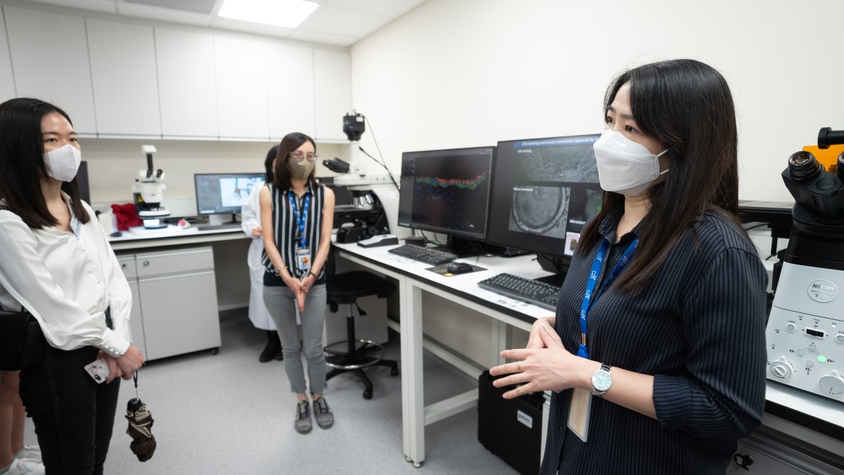 HKLSS Summer Interns Visit to Research Centres under InnoHK at HKSTP