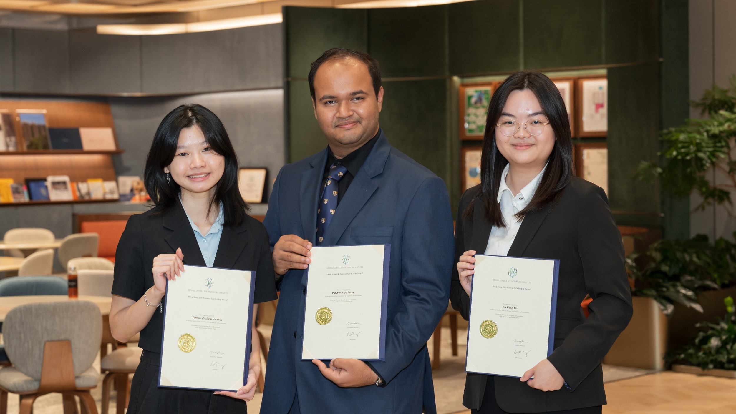 Hong Kong Life Sciences Scholarship Awards: Sowing Today, Cultivating Future Leaders Tomorrow